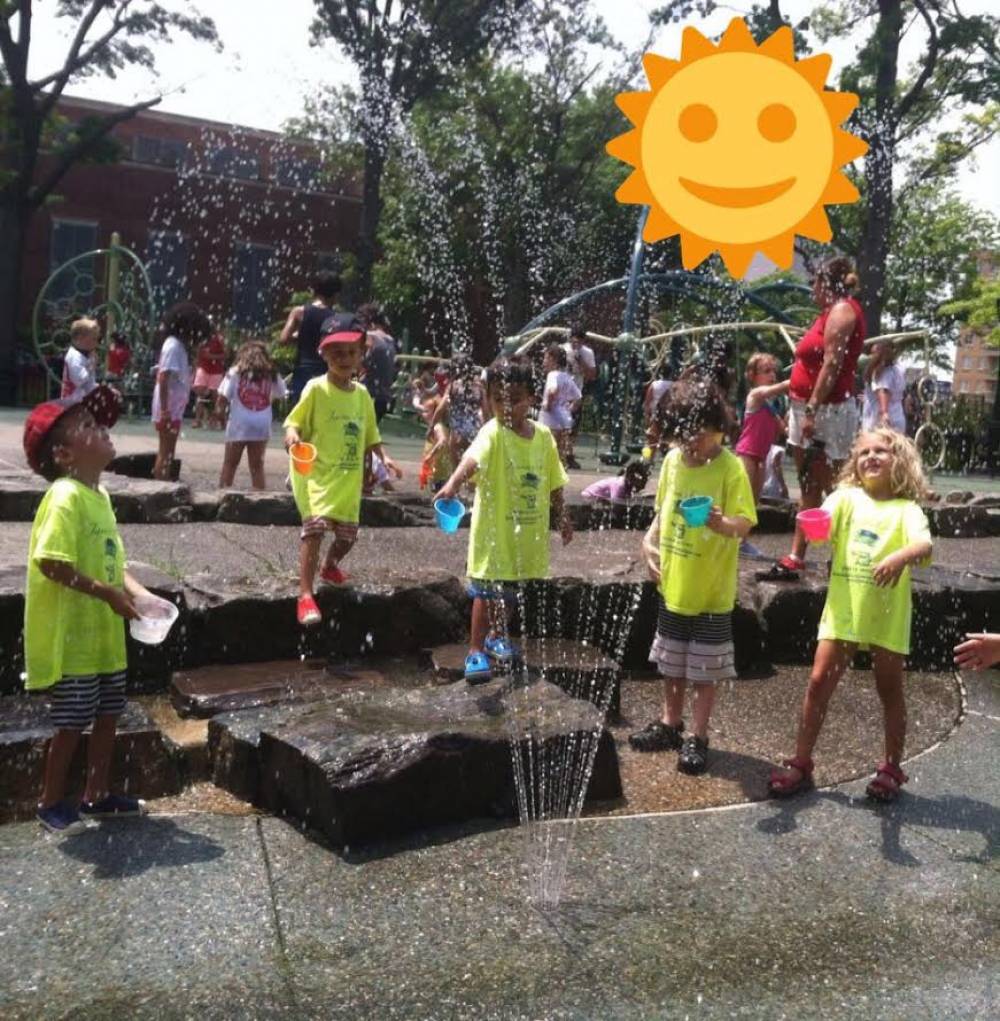 TOP NEW YORK ACADEMIC CAMP: Juguemos a Cantar is a Top Academic Summer Camp located in Brooklyn New York offering many fun and enriching Academic and other camp programs. 