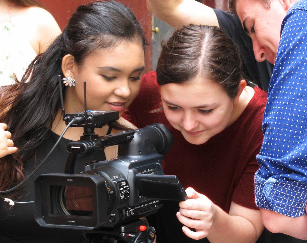 TOP NEW YORK COED CAMP: Solar Filmmaking Summer Camp is a Top Coed Summer Camp located in New York New York offering many fun and enriching Coed and other camp programs. 