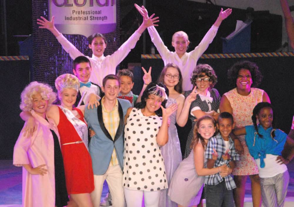 TOP CONNECTICUT THEATER CAMP: Summer Theatre of New Canaan is a Top Theater Summer Camp located in New Canaan Connecticut offering many fun and enriching Theater and other camp programs. 