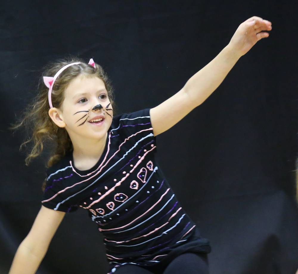 TOP VIRGINIA DANCE CAMP: Mount Vernon Community Children s Theatre Drama Camp is a Top Dance Summer Camp located in Alexandria Virginia offering many fun and enriching Dance and other camp programs. 