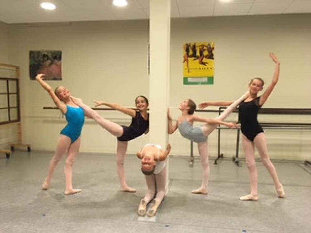TOP OHIO MUSIC CAMP: Cleveland City Dance Summer Intensives is a Top Music Summer Camp located in Cleveland Ohio offering many fun and enriching Music and other camp programs. 